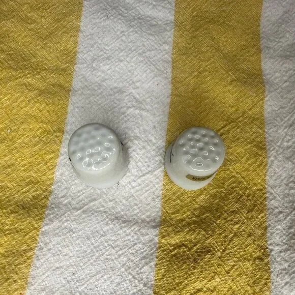 Decorative Bird-Themed Ceramic Thimbles - Picture 3 of 6